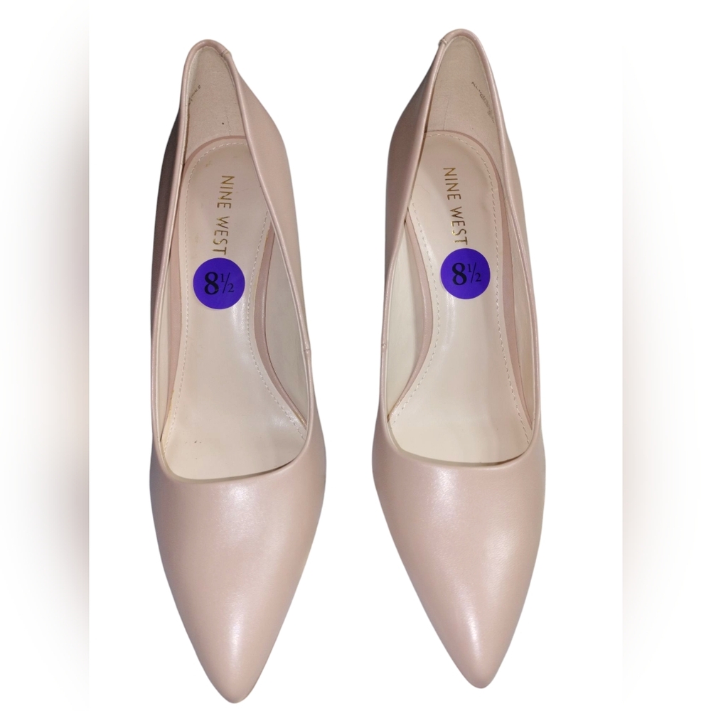 Nine West Nude Pointy Heels Sz 8.5